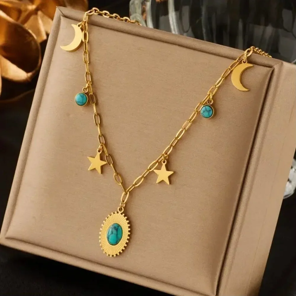 Green Stone Crystal Necklace For Women - Picture 3 of 3